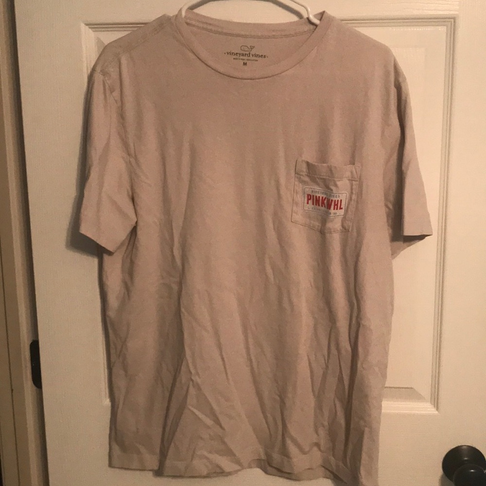 Men’s Vineyard Vine Shirt
